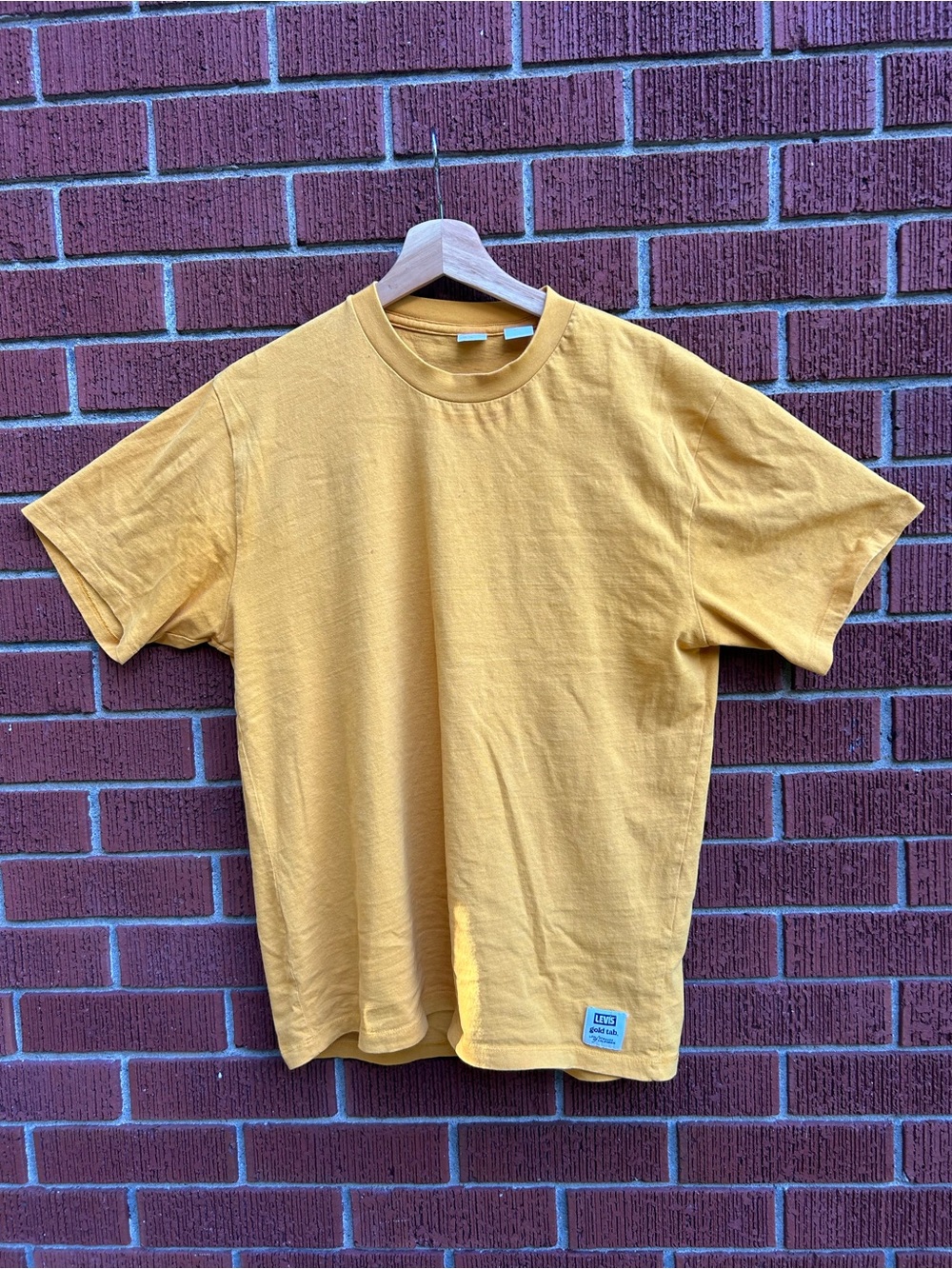 Levi’s Gold Tab Mustard Yellow T-Shirt Men’s S